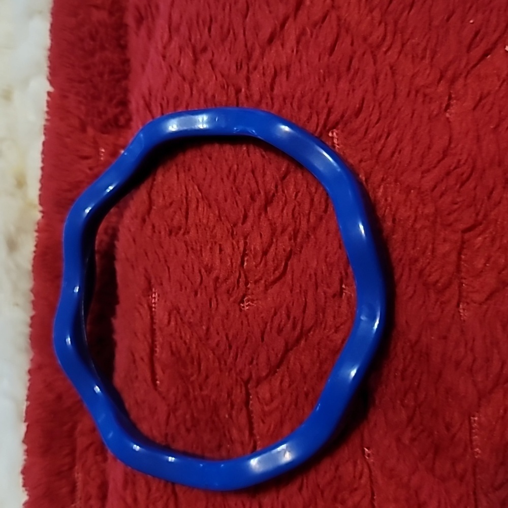 Blue Ripple Bangle (32) - Picture 3 of 3